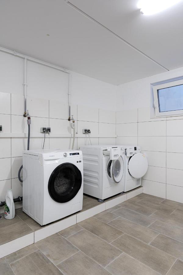 Lulex IV - Traumwohnung Terasse Garten In نيوس المظهر الخارجي الصورة