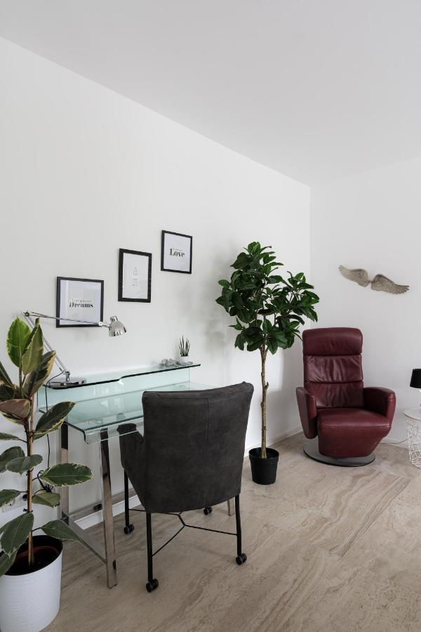 Lulex IV - Traumwohnung Terasse Garten In نيوس المظهر الخارجي الصورة